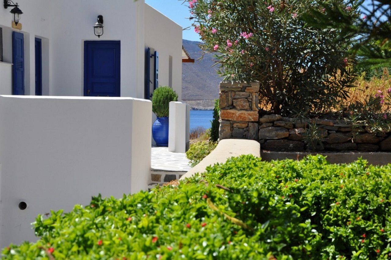 Levrossos Beach Apartments Esterno foto